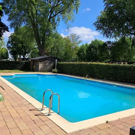 Lessenaar 23 I 6 Persoons De Betuwe Zennewijnen