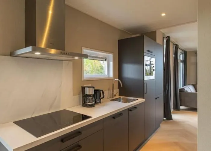 Lessenaar 23 I 6 Persoons De Betuwe Zennewijnen